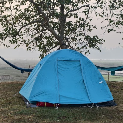 Lightweight Waterproof 2-3 Person Camping Tent.